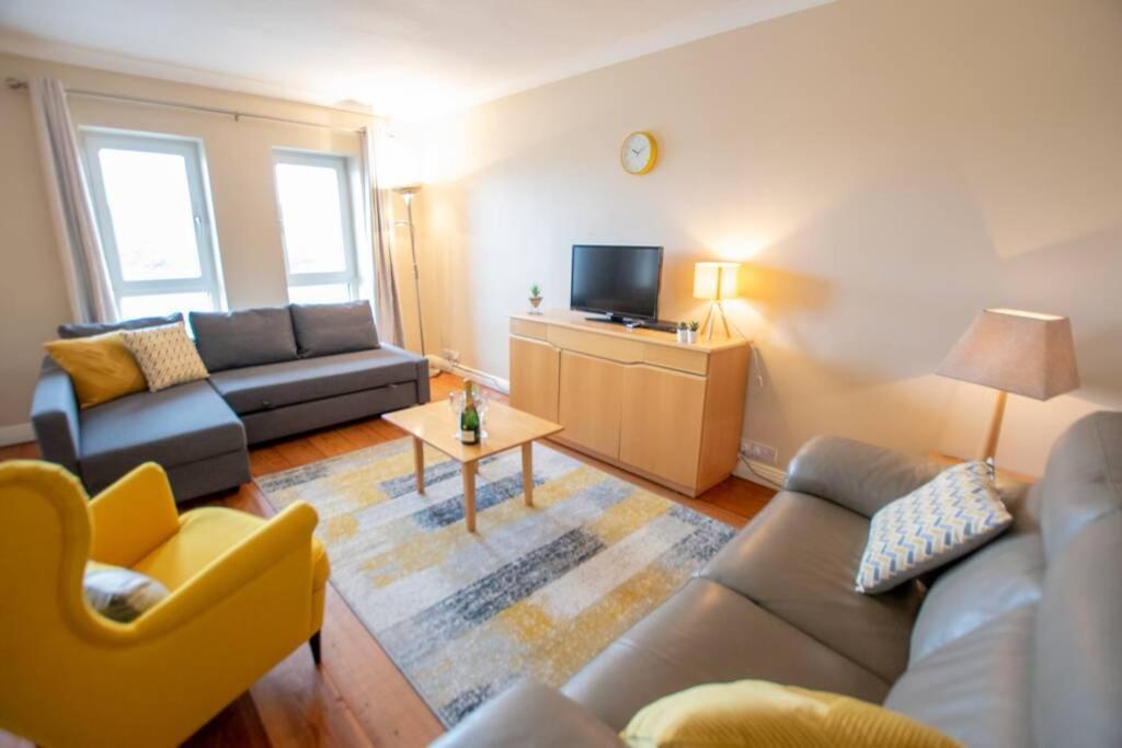 310 - The Carrowbeg At The Harbour Mills By Shortstays Westport Buitenkant foto