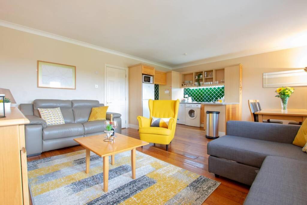 310 - The Carrowbeg At The Harbour Mills By Shortstays Westport Buitenkant foto