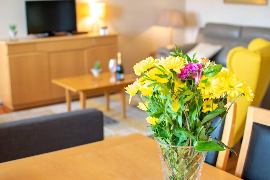 310 - The Carrowbeg At The Harbour Mills By Shortstays Westport Buitenkant foto