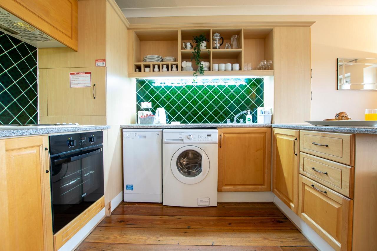 310 - The Carrowbeg At The Harbour Mills By Shortstays Westport Buitenkant foto