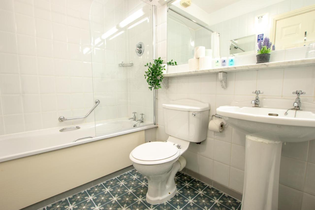 310 - The Carrowbeg At The Harbour Mills By Shortstays Westport Buitenkant foto
